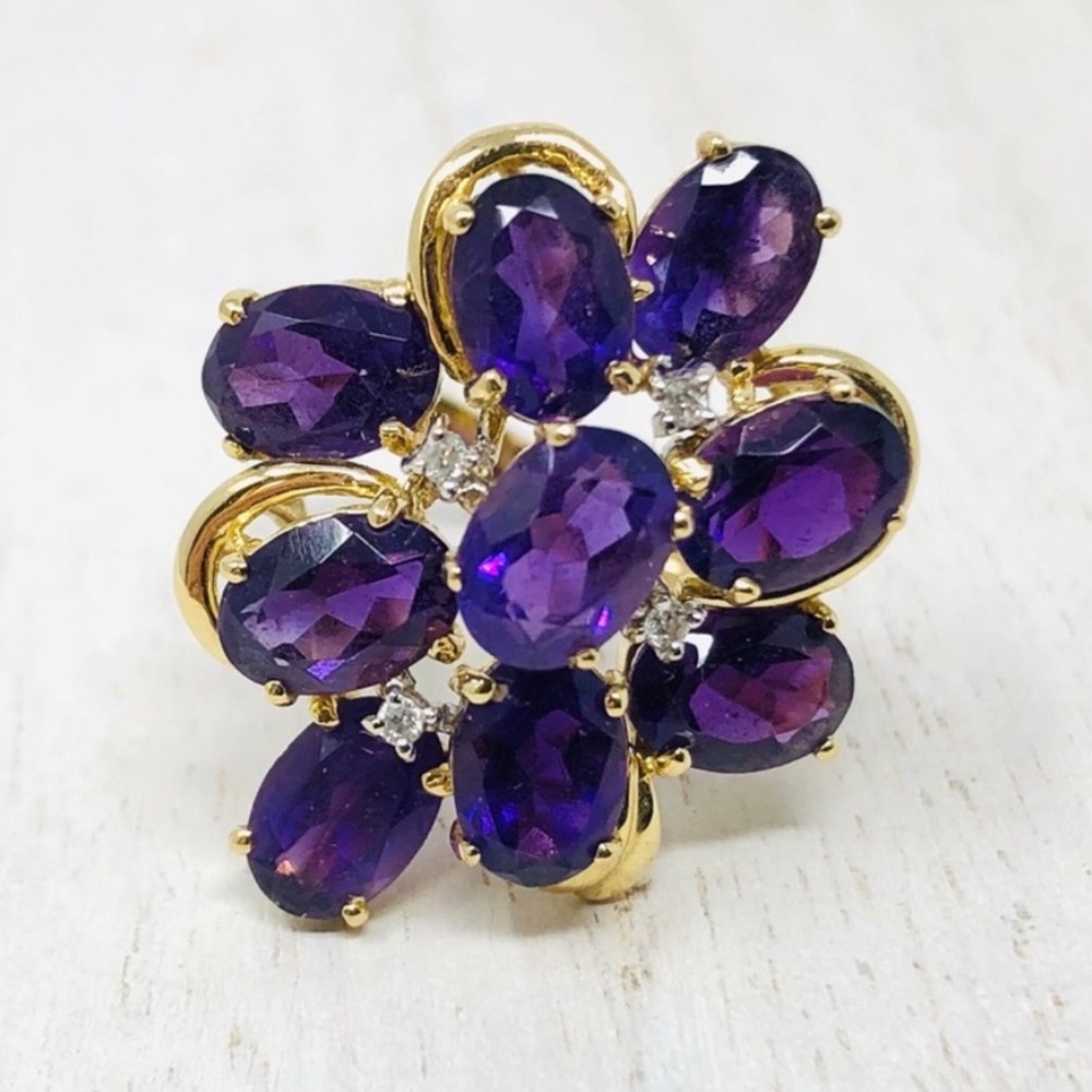 14K Amethyst, Diamonds cocktail ring